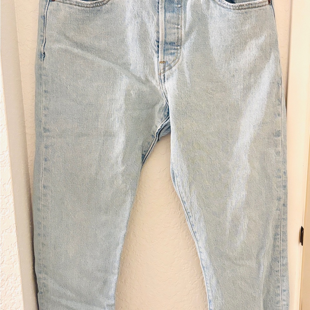 Levi's Classic Light Blue Jeans